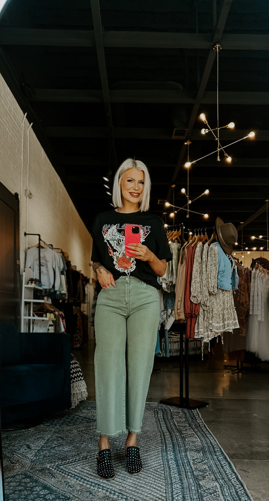 Cropped Green Pants