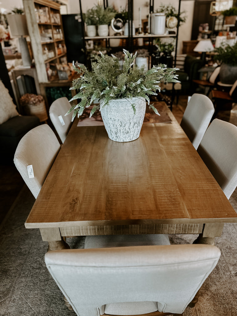 Hampton Dining Table