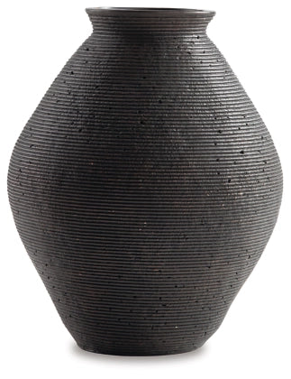 Ribbed Henley Vase