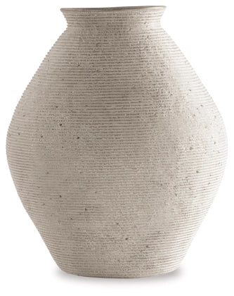 Ribbed Henley Vase