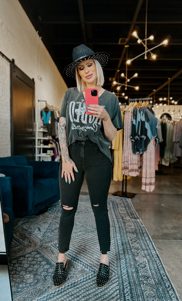 Rodeo Chain Accent Tee