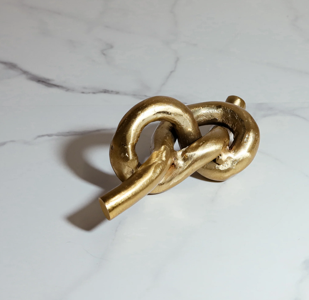 Gold Knot Decor