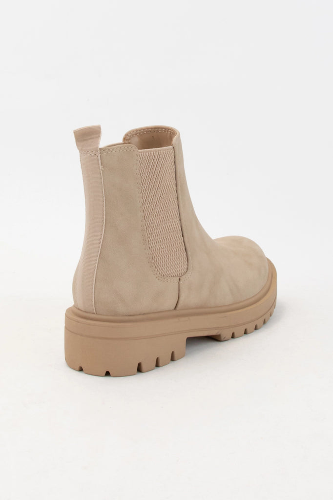 Lug Sole Neutral Chelsea Boots