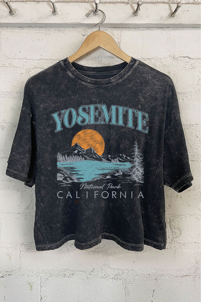 Yosemite Cali Cropped Tee
