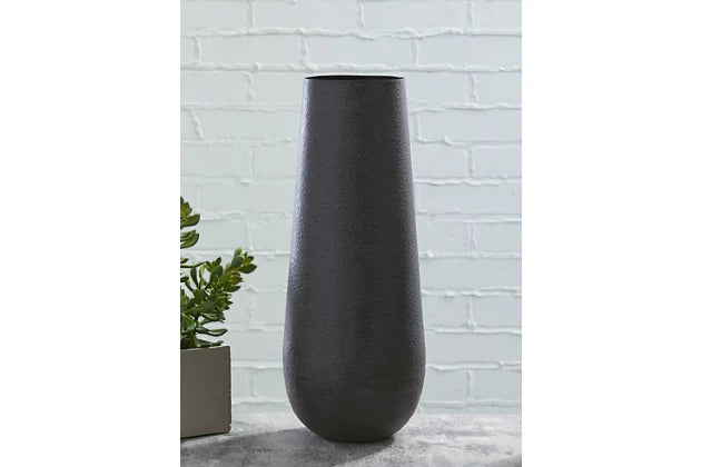 Flynn Vase